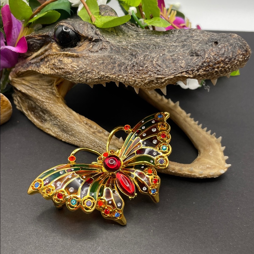 Joan Rivers Butterfly brooch 🔥